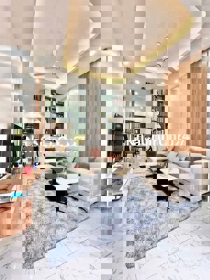 Sở hữu nhà 4T. Full nội thất . 32m2- 3PN. Trung tâm thị trấn Chúc sơn