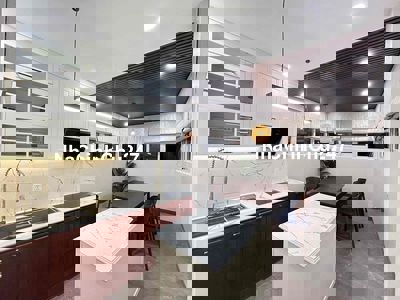 bán Khách Sạn 7 Tầng mặt phố Hàng Cân 110 m ,