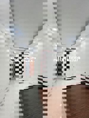 NHÀ 6 TẦNG PHƯƠNG CANH 40M THANG MÁY ÔTÔ 2 THOÁNG Ở NGAY GIÁ 7,7 TỶ