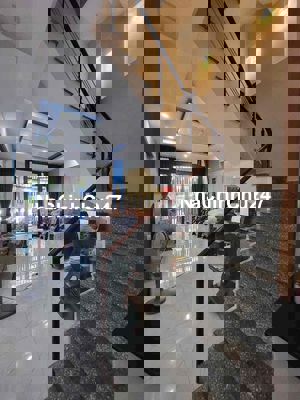 Bán nhà MT Nguyễn Hanh Hoà Cường Nam Đường 7.5 Hải Châu