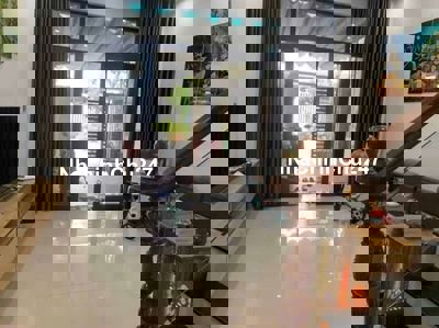 NHÀ 3 TẦNG 3PN GẦN CHỢ HÒA XUÂN