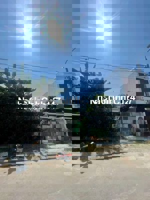 Chính chủ cần bán đất Bến xe Đức Long