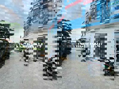 nhà cần bán lh ***