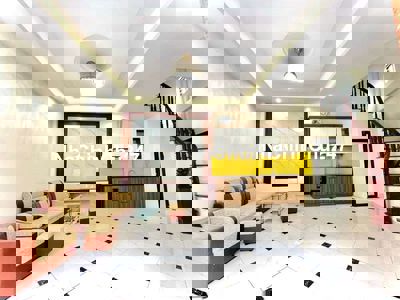 Bán nhà LÔ GÓC 3 mặt thoáng la khê, nhà mới, full đồ. Ở sướng