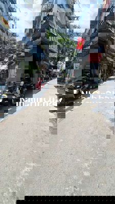 Chính chủ bán nhà 3 tầng Nguyễn Trung Trực p5 Bình Thạnh(4×9)chỉ4.x tỉ