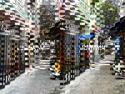 NHÀ KIỆT HUỲNH NGỌC HUỆ - TRUNG TÂM THÀNH PHỐ  Thông tin chi tiết:  -