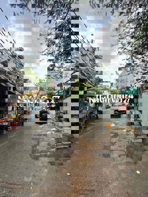 Bán nhà 1 trệt lầu ô tô đậu trong nhà đường Nơ Trang Long P13,Q Bình T