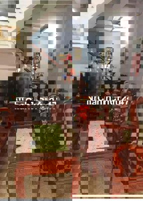 NHÀ PHỐ GẦN CHỢ TRƯỜNG HỌC. TRỆT 2 LẦU 3PN 4WC ( NỘI THẤT CƠ BẢN )