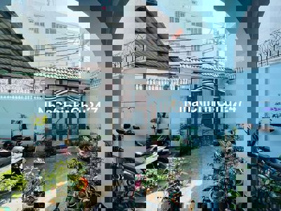 Bình Tân, Gần HL2, LVQ, Biệt thự đẹp 3 tầng, 250m2, Ngang 10m, giá rẻ.