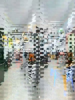 Bán nhà giá tốt Huỳnh Tấn Phát, 60m2, SHR, đủ công năng, chỉ 3ty55