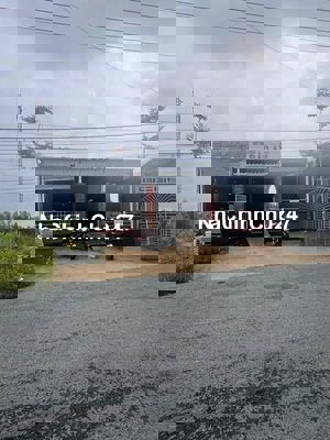 Sang Nhà Và quán Cà Phê