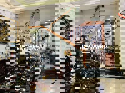 NHÀ 3 TẦNG HIỆN ĐẠI HẢI CHÂU NHÀ ĐẸP VÀO Ở NGAY