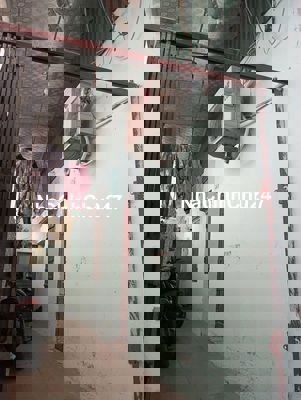 Nhà riêng 30m2 ngọc lâm, long biên.