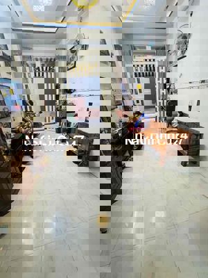 Nhà 2 lầu Phùng Tá Chu 3.7 x 10.8 bán 3.6 tỷ, An Lạc A, Bình Tân