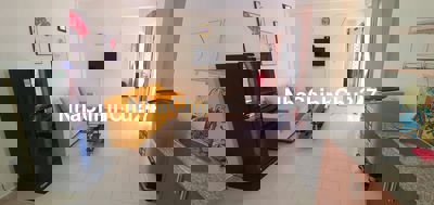 Bán  chung cư căn góc thoáng sổ hồng riêng tầng 2 CC Đào Duy Từ 2,8 tỷ