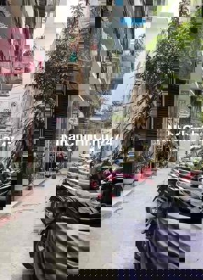 Bán nhà Tập thể phố Vọng Hà- trung tâm Hoàn Kiếm – Gần Hồ Gươm, Phố Cổ