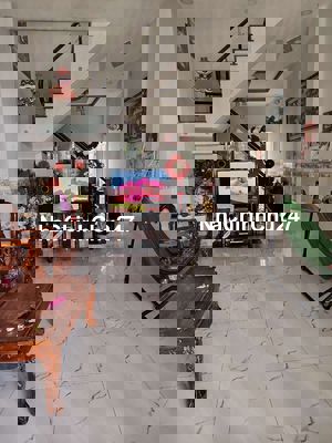 nhà phố liền kề ,khu dân cư hiện hữu,