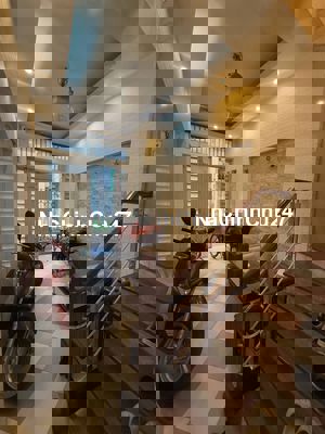 BÁN NHÀ 4 TẦNG, 2 MẶT THOÁNG, 20M RA NGÕ Ô TÔ