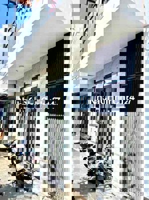 Nhà 2 tầng ở ngay - Khu dân cư Hồng Long Thủ Đức - Khu phân lô VIP - S