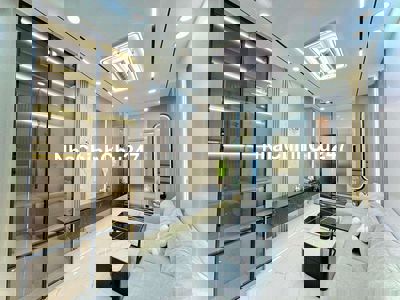 CHỈ 8.2 TỶ ĐÃ CÓ NHÀ PHỐ HÀO NAM- 6 TẦNG THANG MÁY- 1 NHÀ RA PHỐ