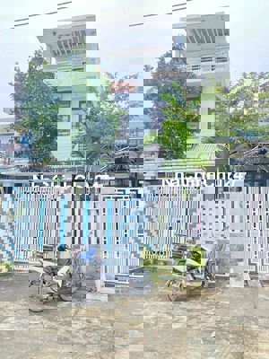 Bán nhà 03 tầng Nguyễn Chí Thanh, P. Phú Hiệp, Tp.Huế Giá 2,8x tỷ ❌