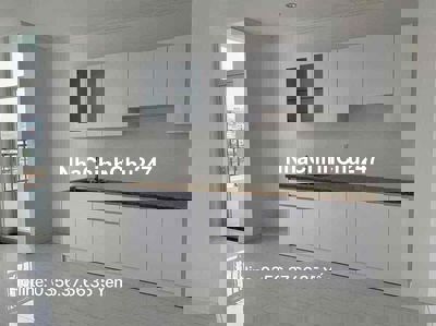 Bán căn hộ 3PN view sông Marina Plaza