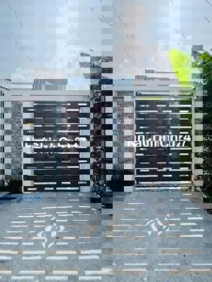 Chính Chủ Cần Bán Nhà Gấp Bình Chánh – 800 Triệu, Sổ Hồng Riêng