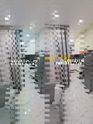 Bán căn hộ cc 2pn 2wc toà VP6