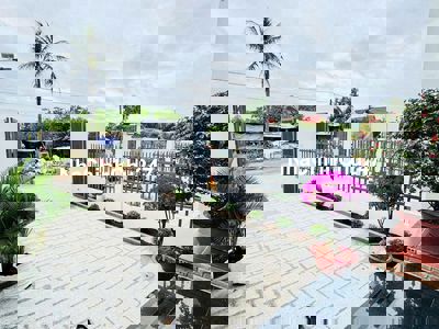 Nhà giáp Biên Hòa c4 đất thổ cư 4x25 giá chỉ 1.7 tỷ