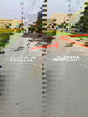 Chính chủ gửi bán  Dt 5× 27 sổ riêng thổ cư 100%. Đường rộng 8m.  Giá