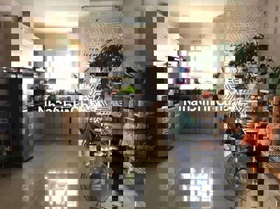 Bán căn hộ chung cư 35m2 chung cư đường hương lộ 80,chỉ 900tr