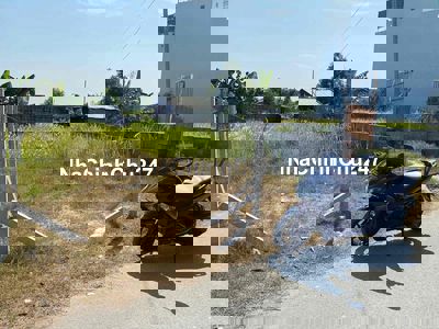 "Đầu Tư Thông Minh, View Đẹp, Tiện Nghi Đầy Đủ." 135M2 TÂN PHÚ TRUNG