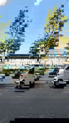 Nhà phố ngã tư ga cần bán chính chủ