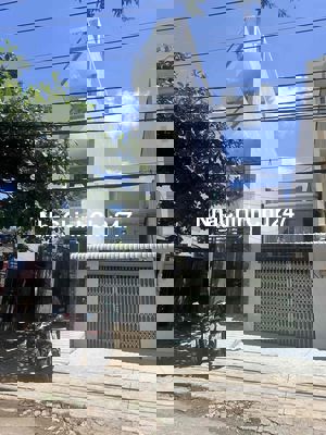 Nhà mặt tiền 67m2 5 phòng ngủ giá ngộp hoàn công đầy đủ