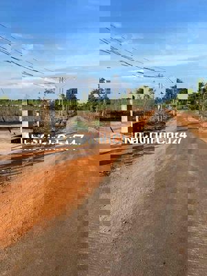 CHÍNH CHỦ BÁN LÔ ĐẤT MẶT TIỀN NHỰA – GIÁ CHỈ 500 TRIỆU! 5x27m – Có 80m