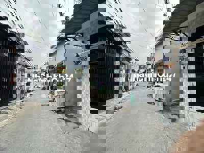 Chính chủ bán nhà riêng sau lưng chợ Bà Điểm