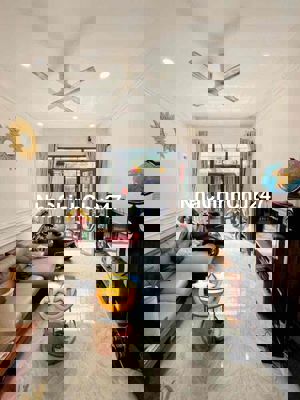 NHÀ ĐẸP CHỦ CẦN BÁN GẤP GIẢM GIÁ SÂU