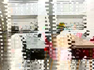 Chính chủ chưa qua lái! Nhà 4,1 x 11,7m 1 lầu. Sát Đại học Công Thương