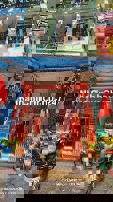 Nhà mặt phố Hoàng Diệu Đà Nẵng,76m2x2,5 tầng, 5 phòng ngủ, 11tỷ920tr.