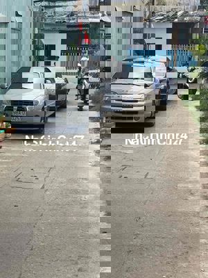 Bán nhà C4,2PN,1WC cách ĐHDT 150m.dtđ 95mv,đường ô tô 4,5m