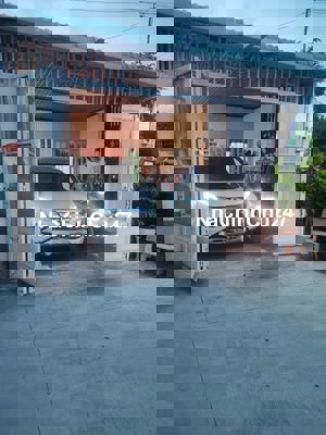 Bán nhà mặt tiền 70m2, 2 phòng ngủ, đường Tân Xuân 6, Hóc Môn