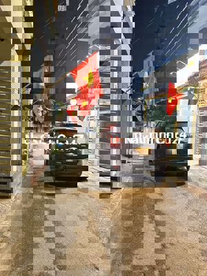 Bán nhà chủ tự xây phố Trạm gần siêu thị Aeon Long Biên, cầu Vĩnh Tuy