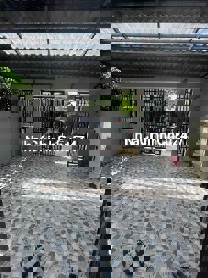 mặt tiền đường 41 Linh Đông sát Phạm Văn Đồng chợ Thủ Đức đông dân