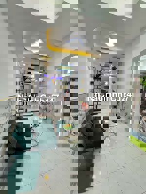 Chỉ hơn 3 tỷ _Nhà đẹp ở liền hẻm 20 Mã Lò, DTSD ~4x17m