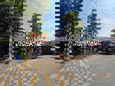 Bán mặt tiền kinh doanh sầm uất dĩ an ngay chợ