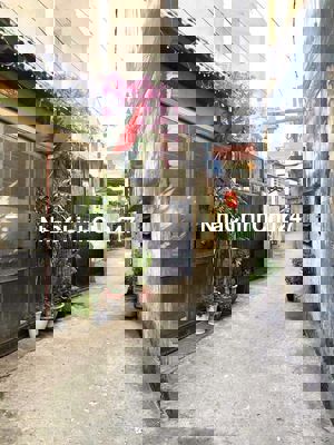 Chính chủ bán nhà HXH 2 tầng Nguyên Hồng P11 Bình Thạnh 50m2 chỉ5.x tỉ