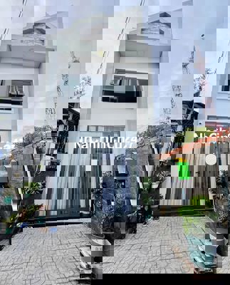 Cần bán nhà hẻm một xẹt Đ. Nguyễn Thị Lắng, 70m2 SHR, giá bán 2 tỷ 1