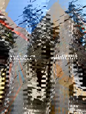 BÁN GẤP NHÀ ĐẸP,35m2,5 TẦNG TÂY MỖ NAM TỪ LIÊM GIÁ HƠN 5 TỶ