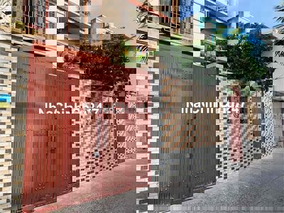 biệt thự cao cấp 4 lầu-300m2  lô nhì mặt tiền Huỳnh Tấn phát,Q7