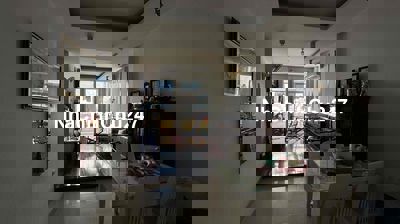 Cần bán căn hộ 82m2 đối diện Uỷ Ban quận Tân Phú, pháp lý đầy đủ.